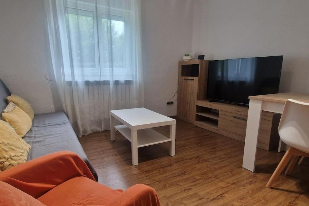 Apartamento En Oviedo 646A Dış mekan fotoğraf